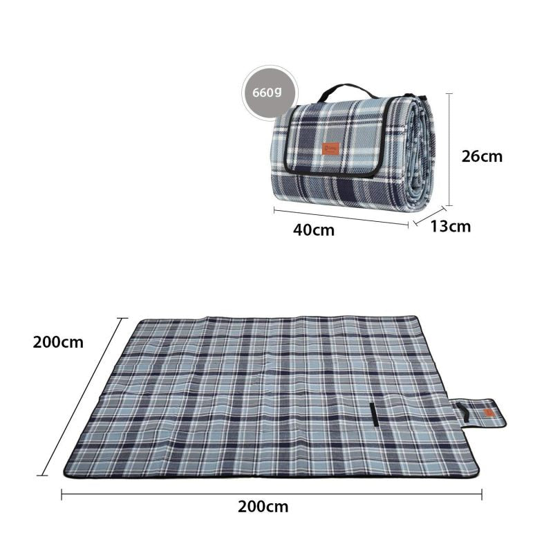 Sekey 200 x 200 cm picnic blanket made of dark blue and white checked acrylic fabric