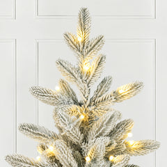 Salcar Halb-Weihnachtsbaum mit LED & Schnee 180/210 cm – Künstlicher Christbaum aus 100 % PE