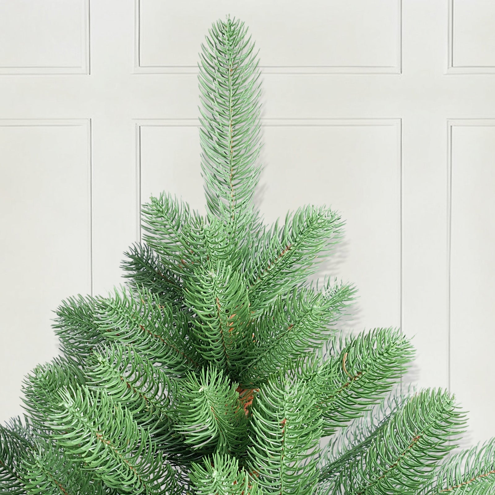 Salcar Künstlicher Weihnachtsbaum aus 100 % PE – Realistische Tannenzweige, dichter Look & stabiler Metallständer – 150 / 180 / 210 cm