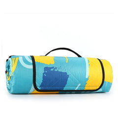 Sekey 200 x 200 cm picnic blanket made of blue and yellow patterned polyester fabric