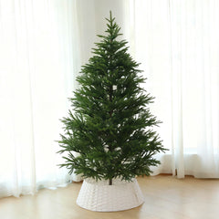 Salcar Weihnachtsbaumdecke aus Poly-Rattan in Weiß – Eleganter Weihnachtsbaumrock, Ø 60 / 66 cm, Stilvolle Abdeckung für den Baumständer