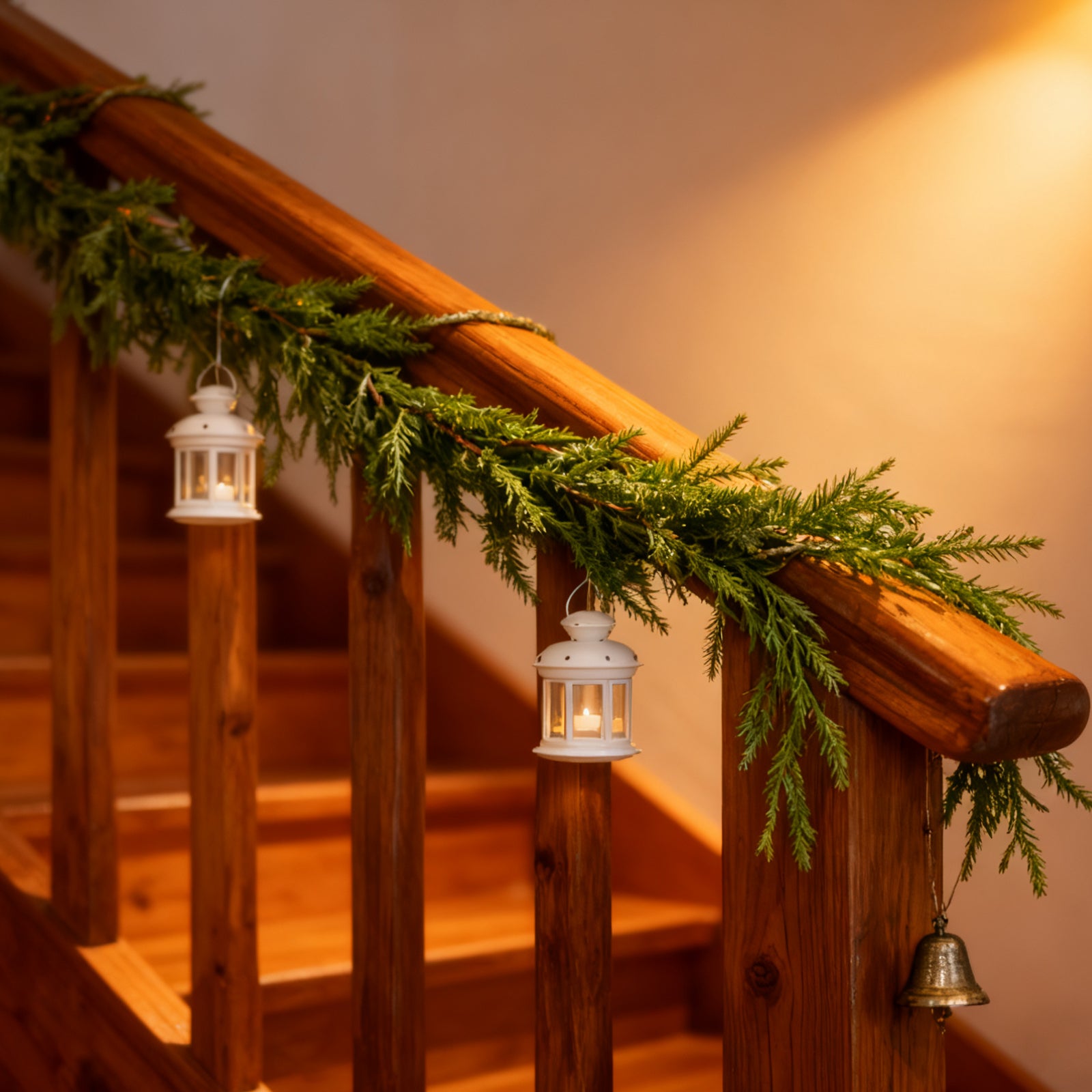 SALCAR Künstliche Weihnachtsgirlande aus 100 % PE – Realistische Tannengirlande für Wand, Tür & Kamin – Langlebig & wiederverwendbar