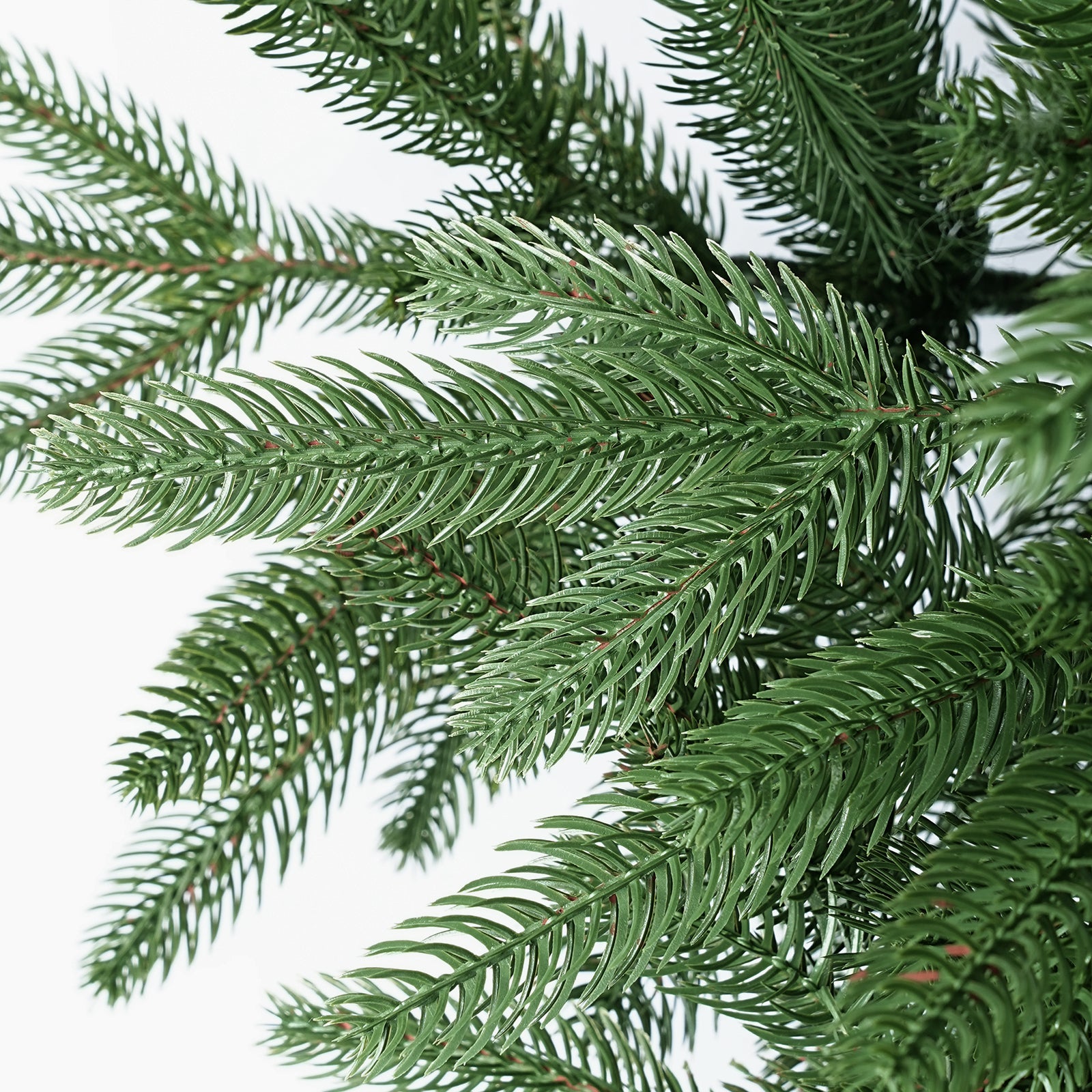 SALCAR Premium Künstlicher Weihnachtsbaum 150cm/180cm/210cm – Nordmanntanne aus 100 % PE, naturgrün, form- & farbstabil, geruchlos, nadelfrei