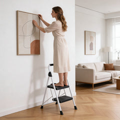 Sekey Klappbare Trittleiter 2 oder 3 Stufen – Haushaltsleiter aus Stahl mit breiten rutschfesten Kunststoffstufen, SGS EN131-2 & EN14183 geprüft, bis 150 kg belastbar