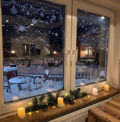 Salcar Weihnachts dekohäuschen Fensterbilder 9 Bögen – Winterliche Kanalhäuser, Tannenbäume & Schneeflocken, Wiederverwendbare Fenstersticker aus PVC für Fenster & Glas