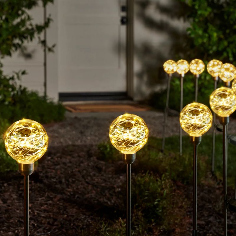 Salcar set of 2 LED solar garden lights with wishing ball effect